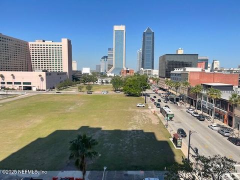 Condominium in Jacksonville FL 400 E BAY Street #502 46.jpg
