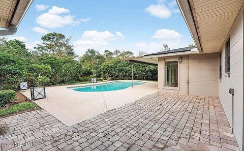 Single Family Residence in Jacksonville FL 840 ACAPULCO Road 6.jpg