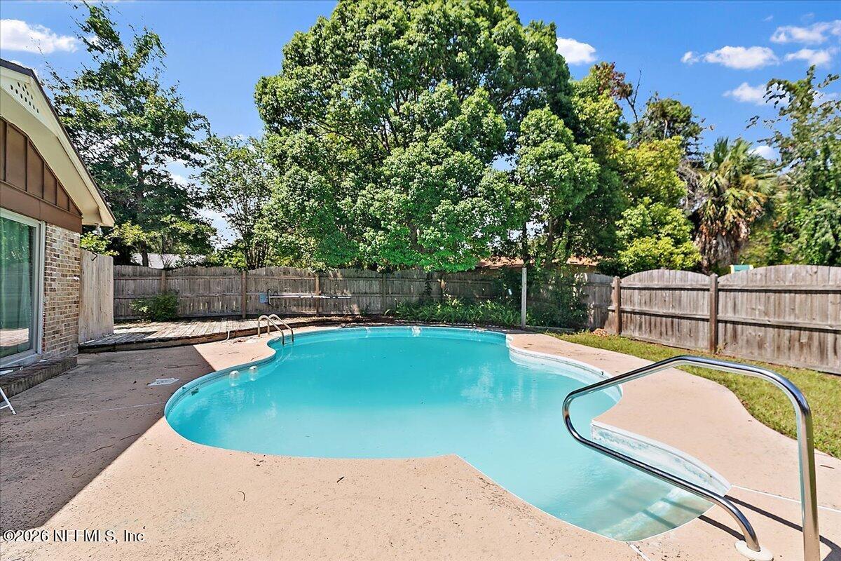 2495 Aquarius Rd, Orange Park, FL 32073