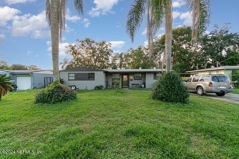 Single Family Residence in Jacksonville FL 1046 GUNKA Road.jpg