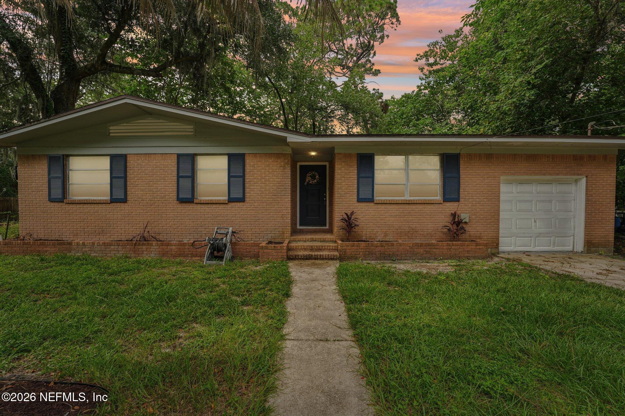 8306 Eaton Ave, Jacksonville, FL 32211 photo