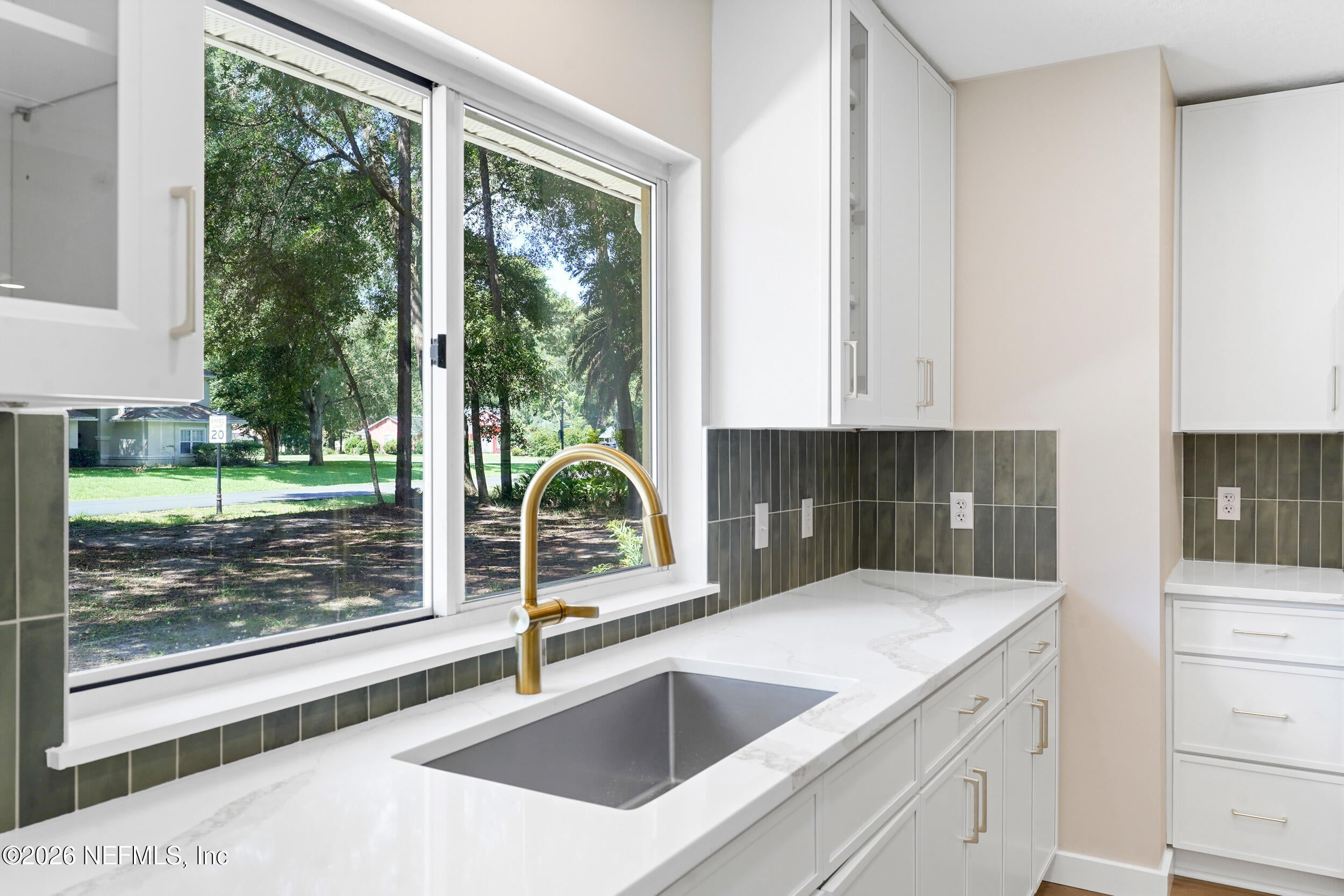 704 Charmwood Dr, Saint Augustine, FL 32086 photo