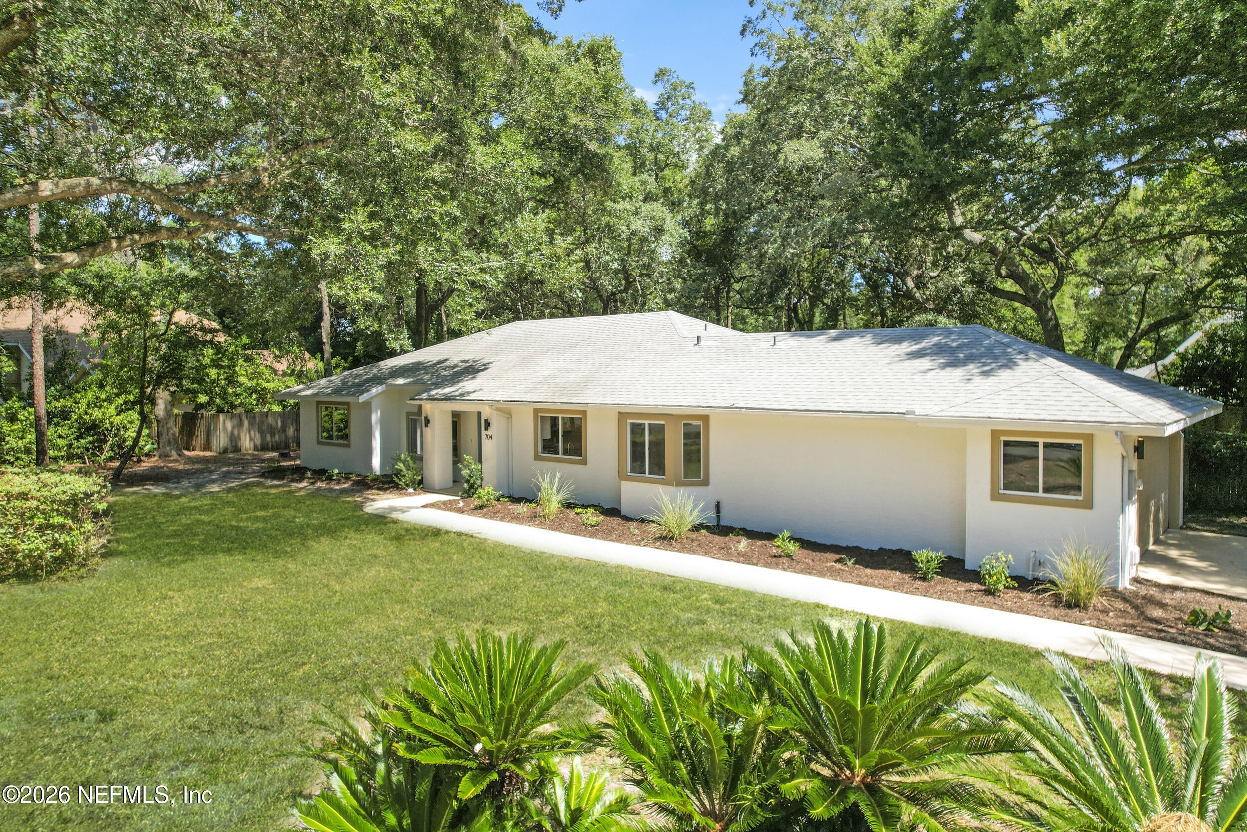 704 Charmwood Dr, Saint Augustine, FL 32086 photo