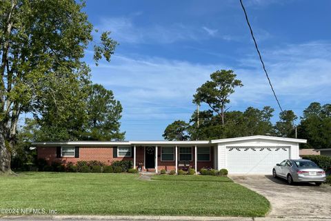 Single Family Residence in Jacksonville FL 7227 HANSON Drive.jpg