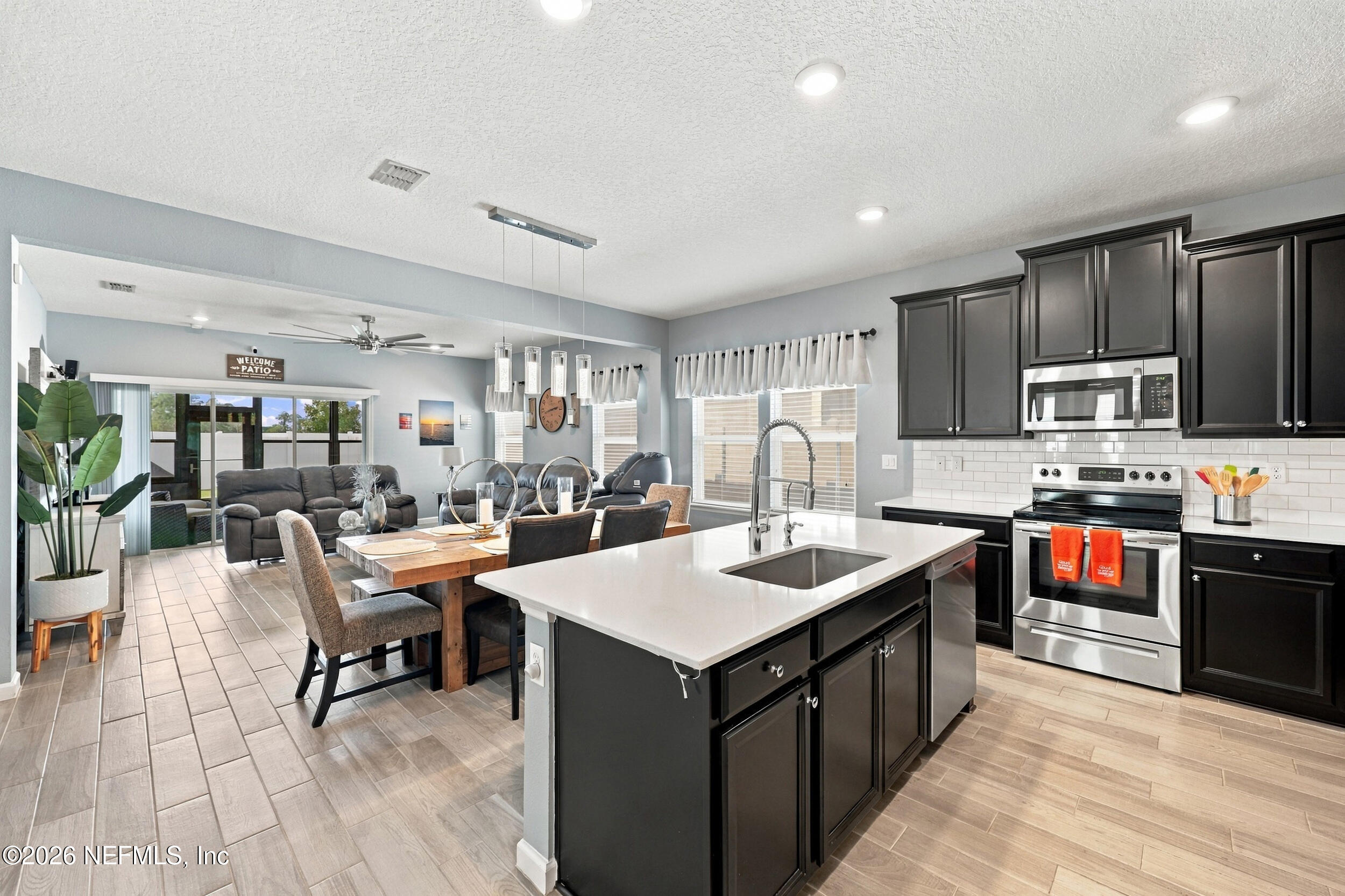 1586 Mathews Manor Dr, Jacksonville, FL 32211 photo