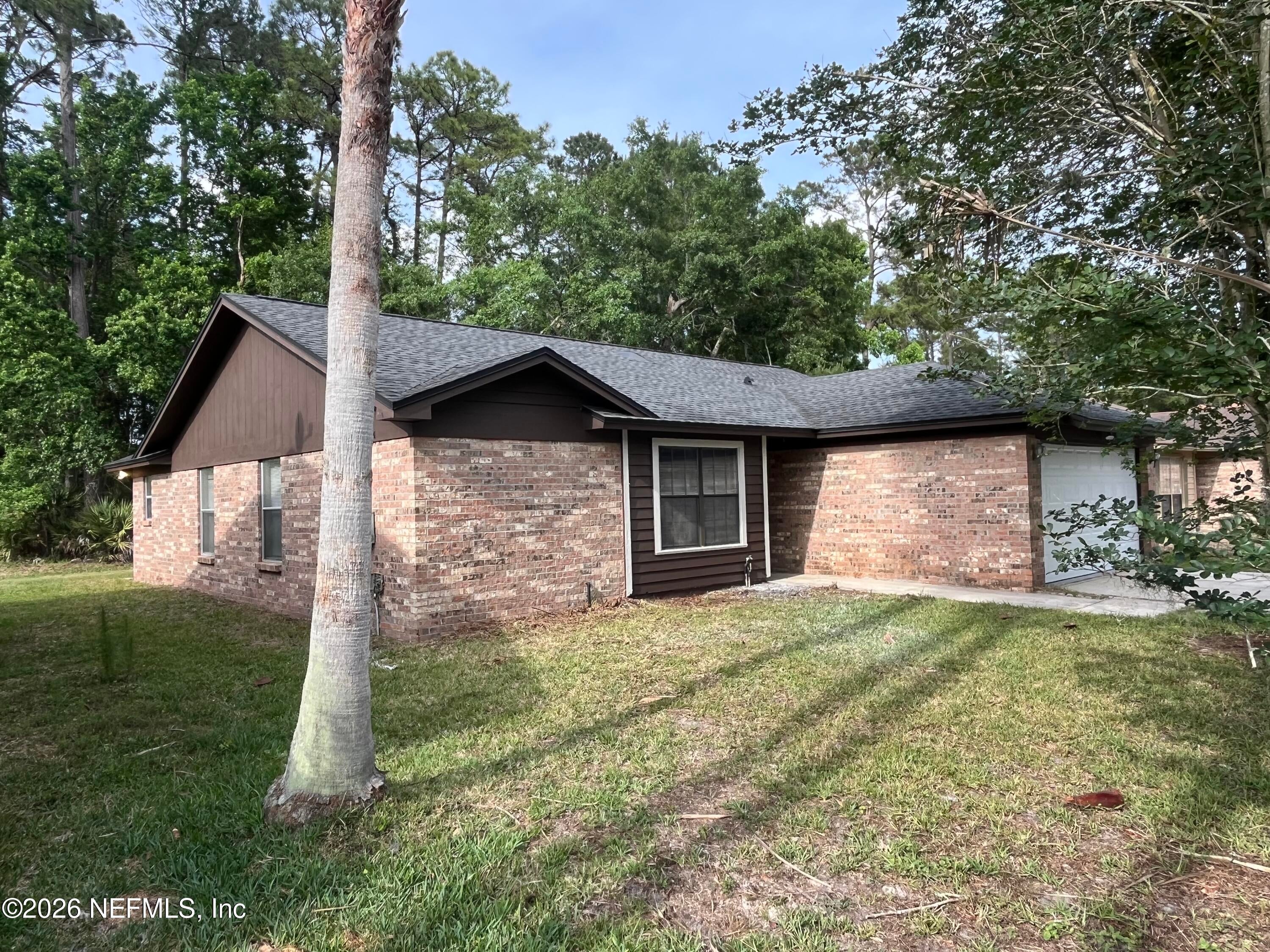 1557 Shearwater Dr, Jacksonville, FL 32218 photo