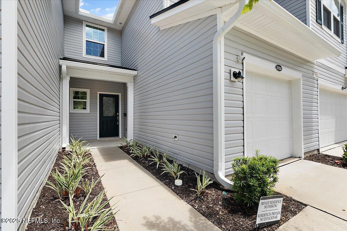 11924 Calvesta St, Jacksonville, FL 32256 photo
