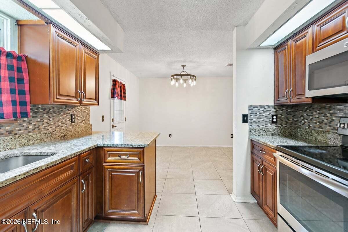 1227 Turtle Creek Dr, Jacksonville, FL 32218 photo