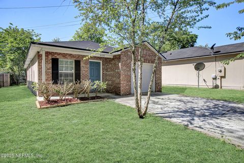 Single Family Residence in Jacksonville FL 8492 JASPER Avenue.jpg