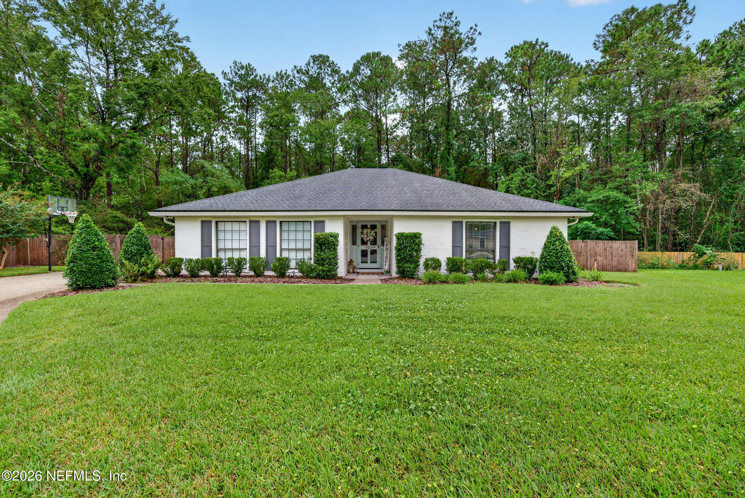 989 Ashington Ln, Jacksonville, FL 32221