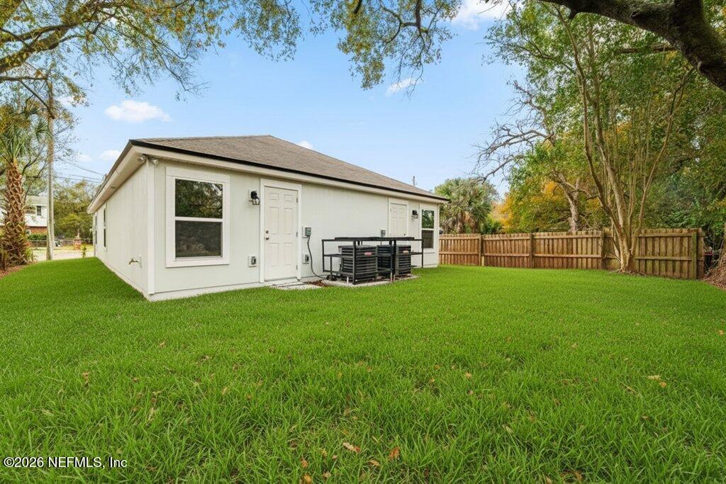 1852 W 20 St, Jacksonville, FL 32209 photo