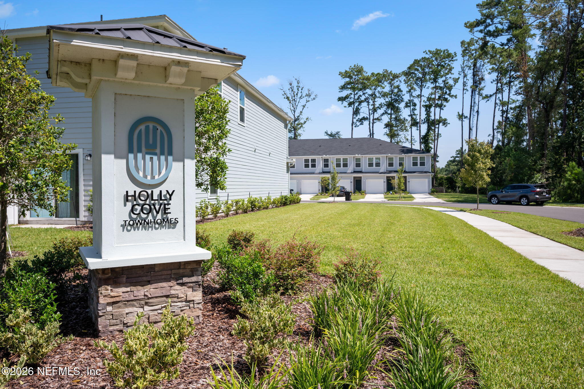 514 Holly Lake Dr, Orange Park, FL 32073