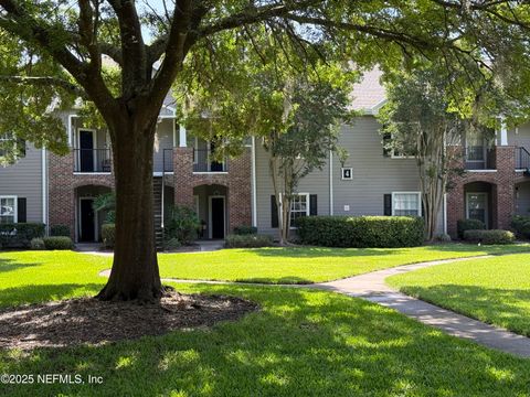Condominium in Jacksonville FL 10000 GATE Parkway #414.jpg
