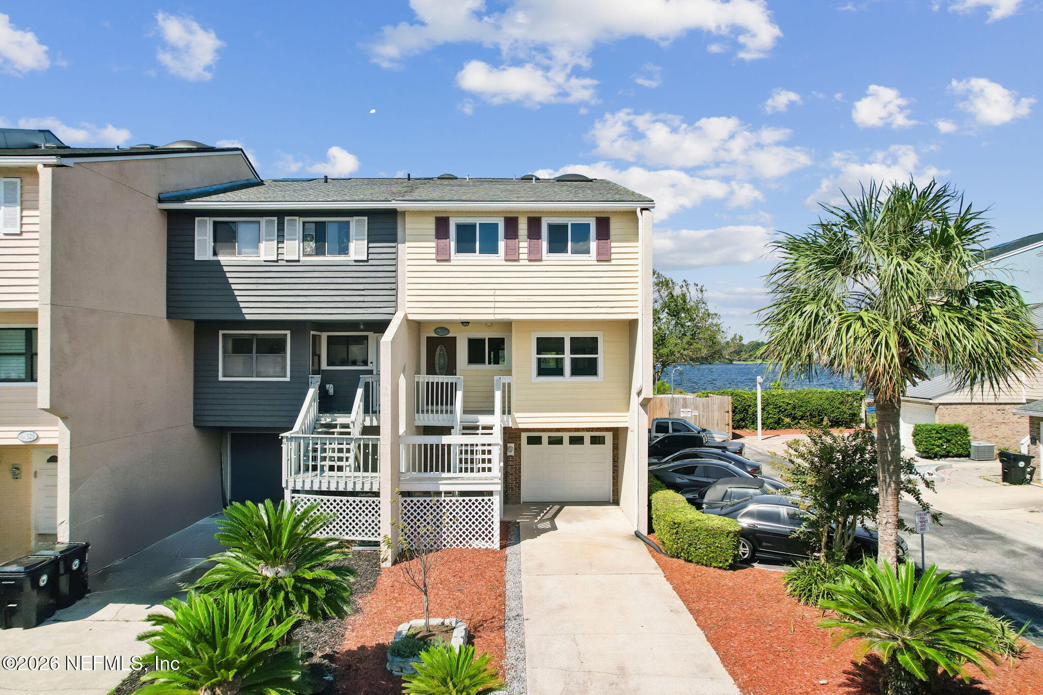 327 Scenic Point Ln, Fleming Island, FL 32003