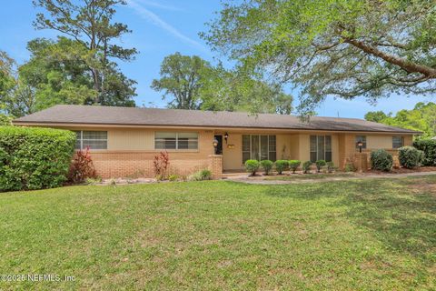 Single Family Residence in Jacksonville FL 5095 WINCHESTER Drive.jpg