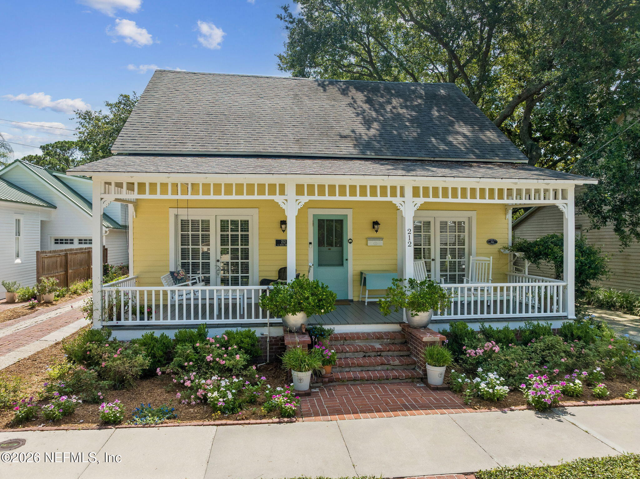 212 6 St, Fernandina Beach, FL 32034
