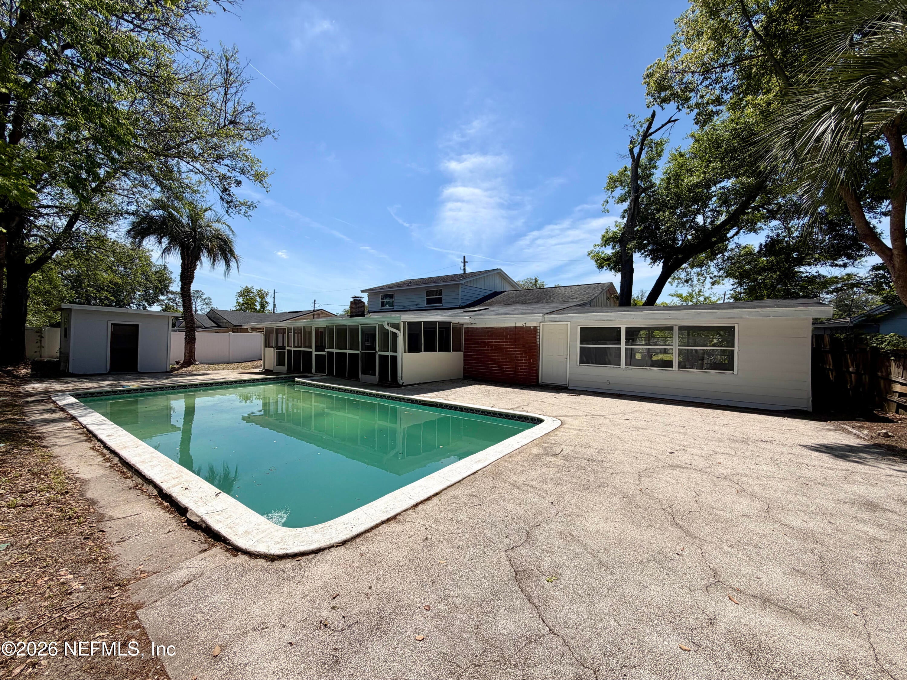 2421 Saint Leger Dr, Jacksonville, FL 32208