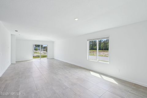 Single Family Residence in Jacksonville FL 7852 GREATFORD Way 8.jpg