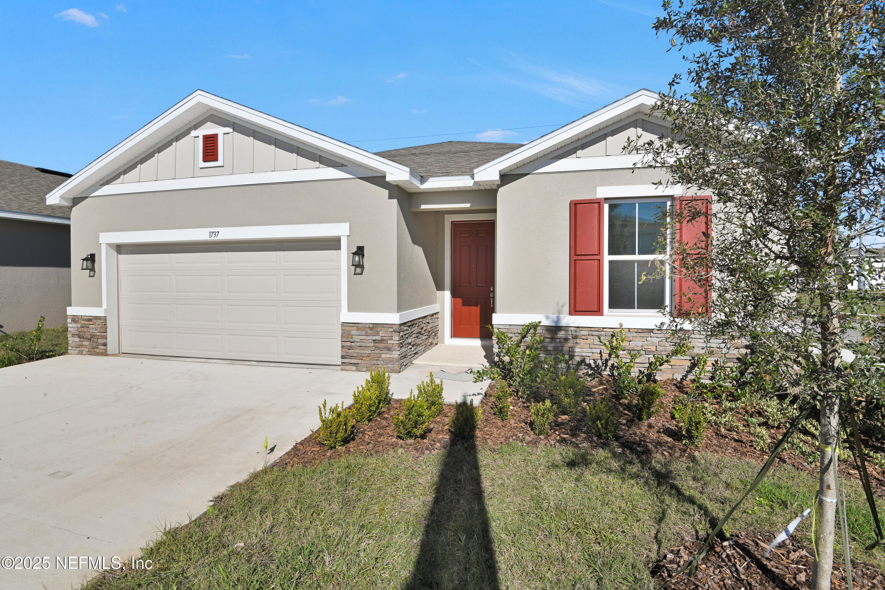 1737 Carnelian St, Deland, FL 32720