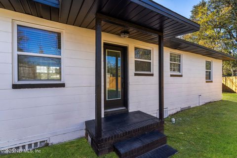 Single Family Residence in Jacksonville FL 5181 ADMIRAL Drive 24.jpg