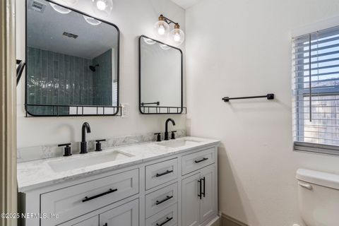 Single Family Residence in Jacksonville FL 5181 ADMIRAL Drive 14.jpg