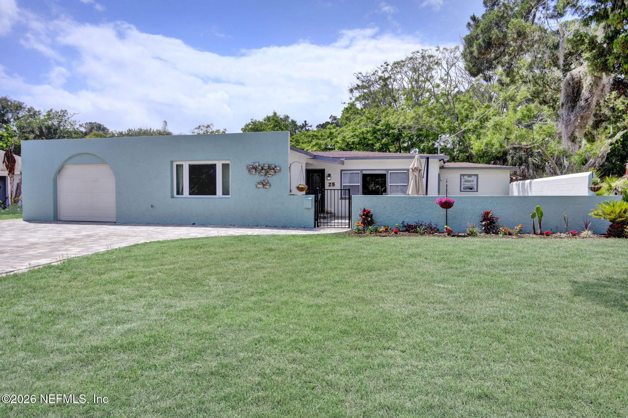 25 Coquina Ave, Saint Augustine, FL 32080 photo