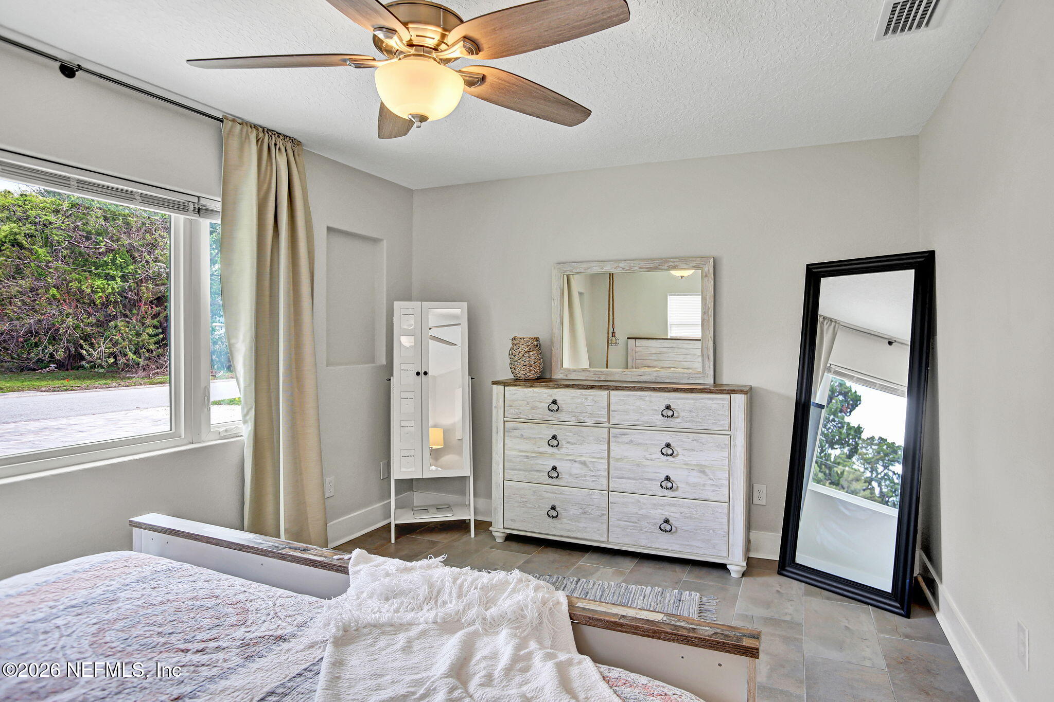 25 Coquina Ave, Saint Augustine, FL 32080 photo