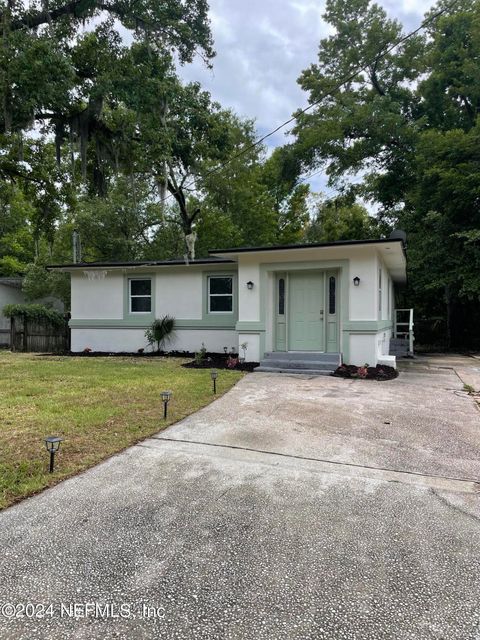 Single Family Residence in Jacksonville FL 6902 RHODE ISLAND Drive.jpg