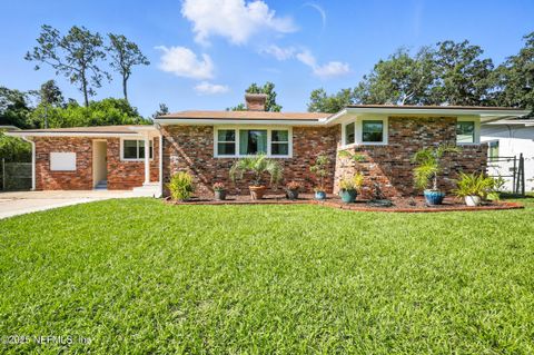 Single Family Residence in Jacksonville FL 7122 MADRID Avenue.jpg