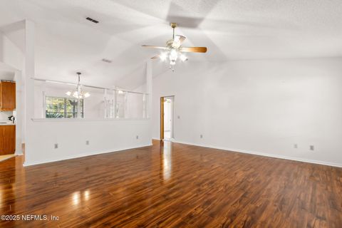 Single Family Residence in Jacksonville FL 6215 CARLTON Road 9.jpg