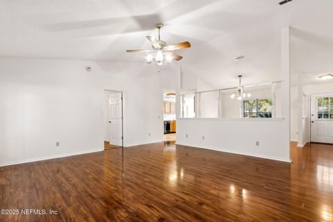 Single Family Residence in Jacksonville FL 6215 CARLTON Road 6.jpg