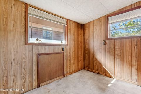 Single Family Residence in Jacksonville FL 6215 CARLTON Road 23.jpg