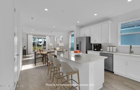 Single Family Residence in Yulee FL 608 ECLIPTIC Loop 4.jpg