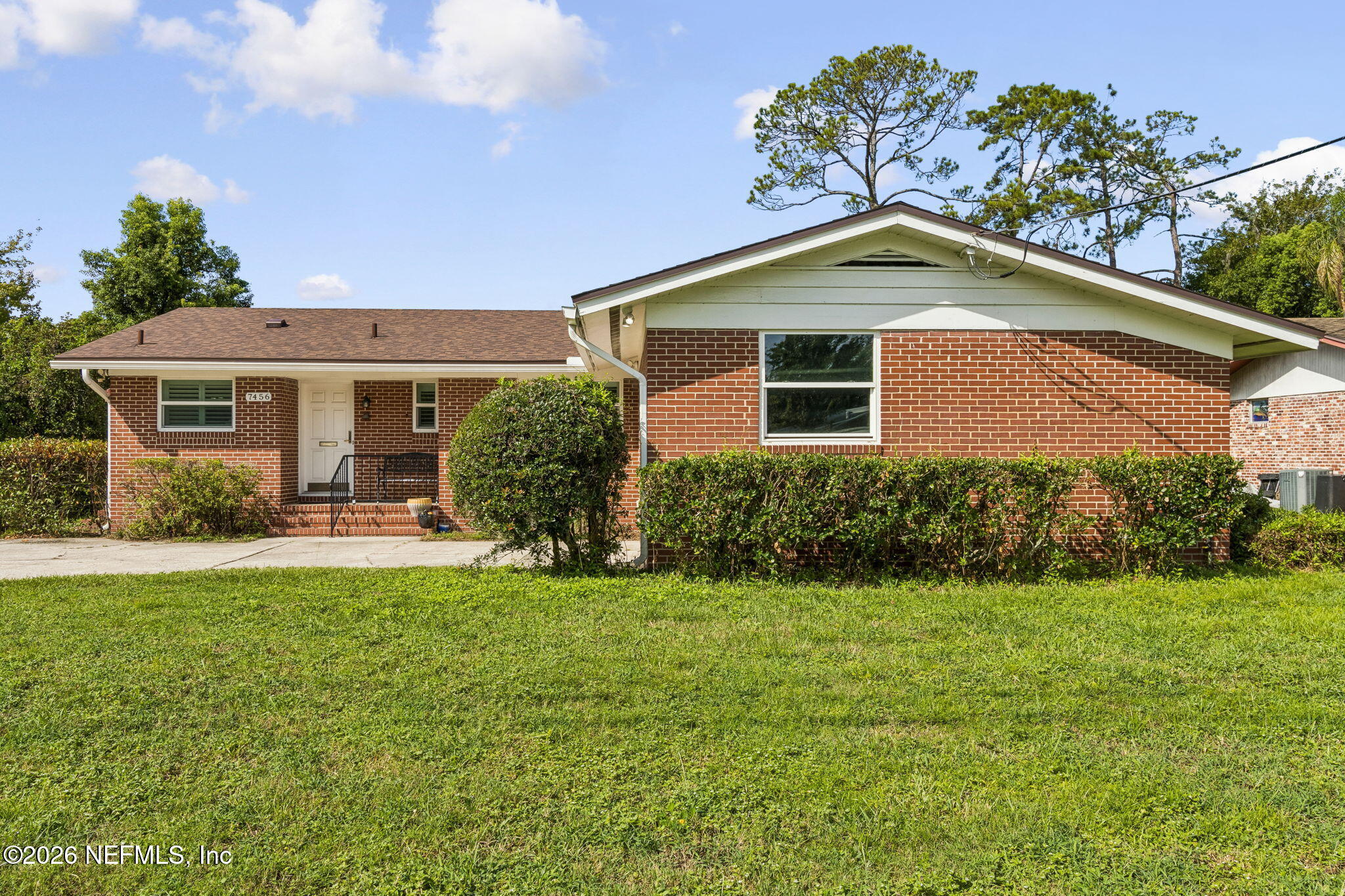7456 Kings Rd, Jacksonville, FL 32217
