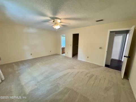 Single Family Residence in Jacksonville FL 11538 SEDGEMOORE Drive 9.jpg