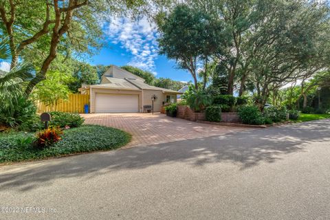 Single Family Residence in Atlantic Beach FL 315 20TH Street.jpg