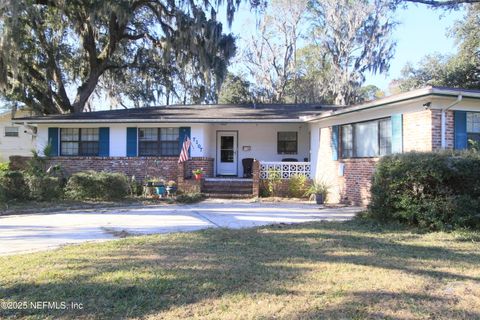 Single Family Residence in Jacksonville FL 7107 HANSON Drive.jpg