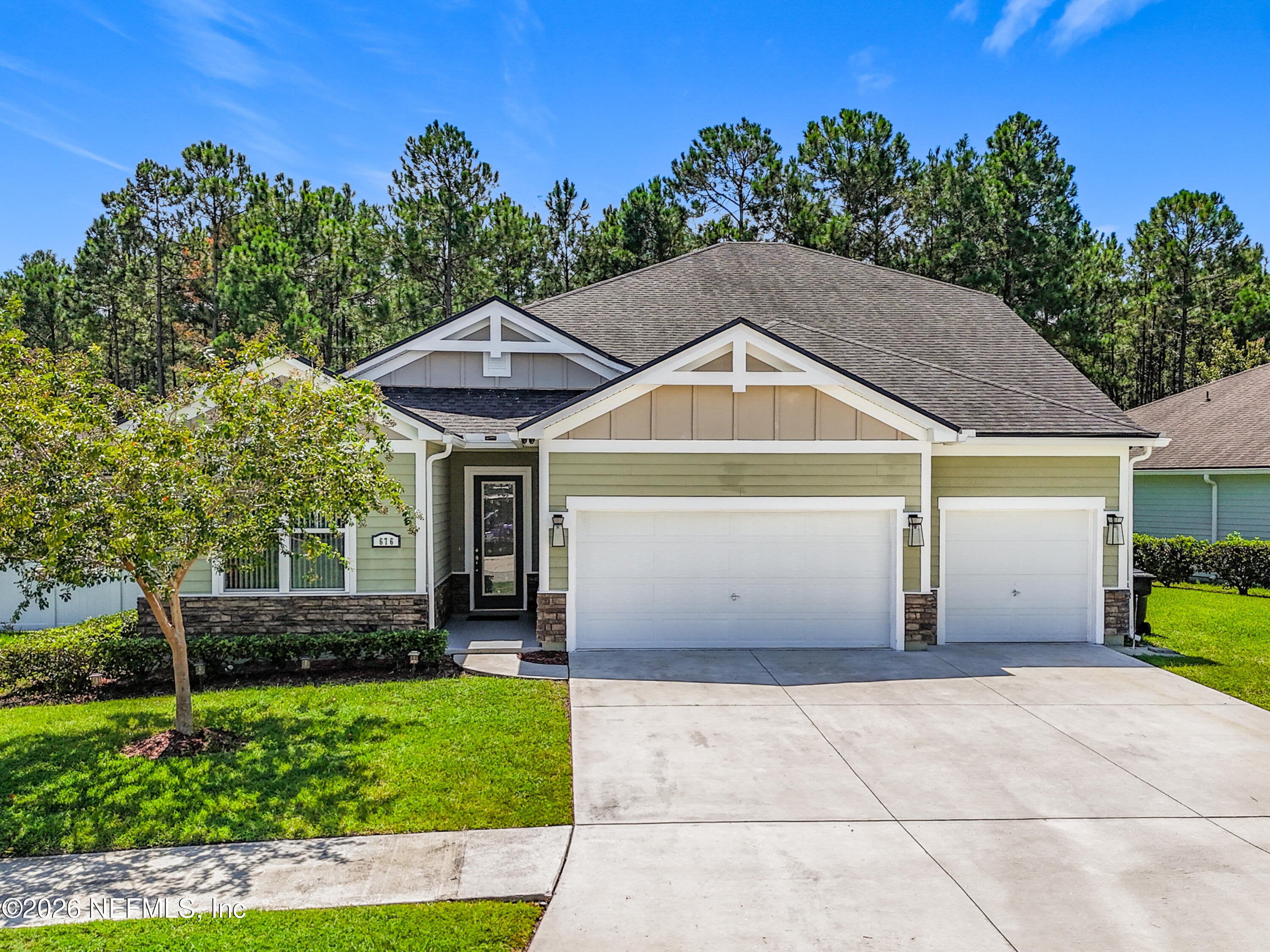 676 Charter Oaks Blvd, Orange Park, FL 32065 photo