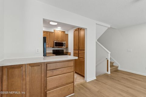 Condominium in Fernandina Beach FL 4746 GULFSTREAM Court 20.jpg