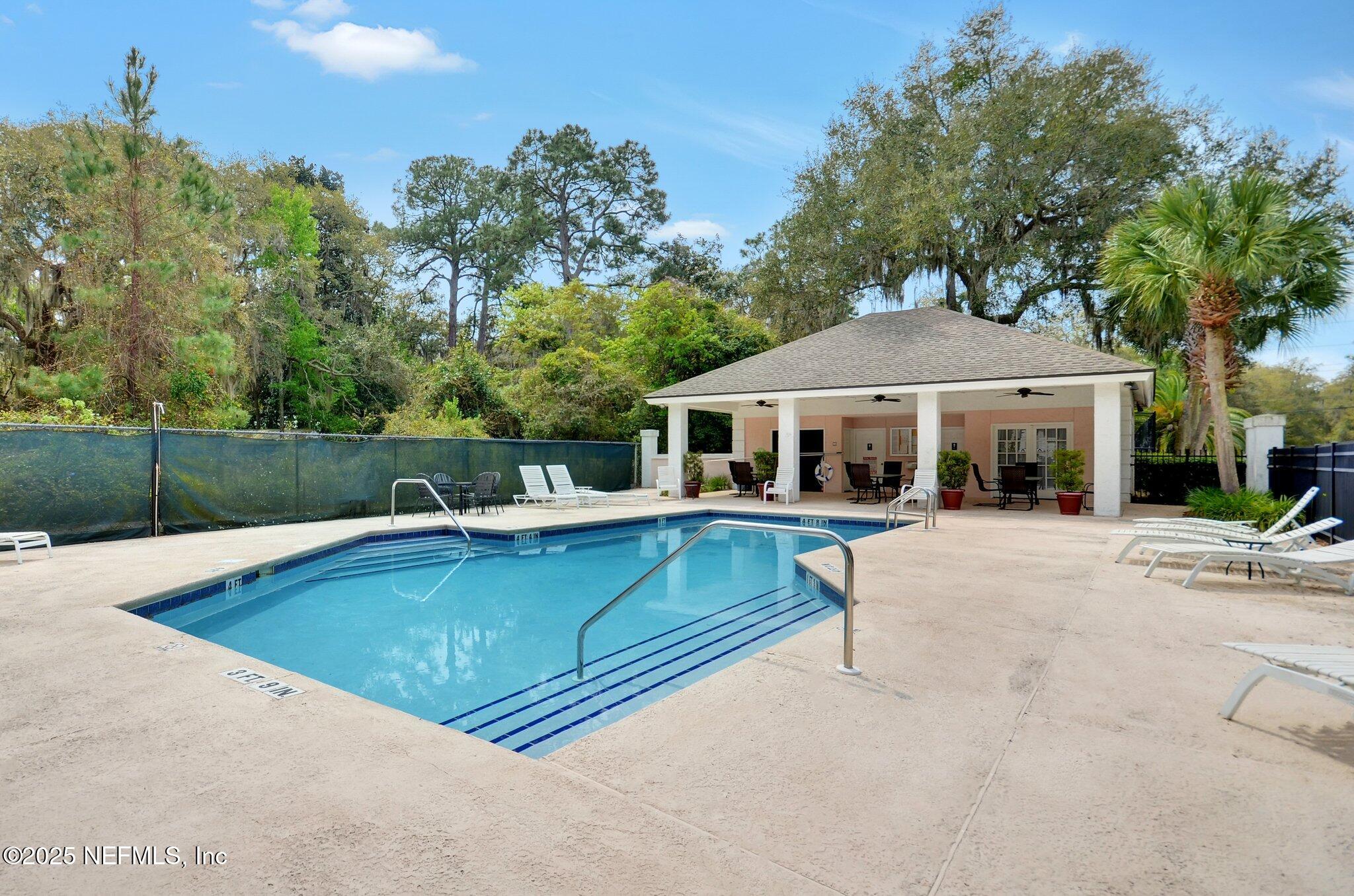 Condominium in Fernandina Beach FL 4746 GULFSTREAM Court 5.jpg