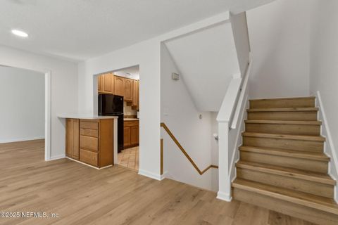 Condominium in Fernandina Beach FL 4746 GULFSTREAM Court 12.jpg