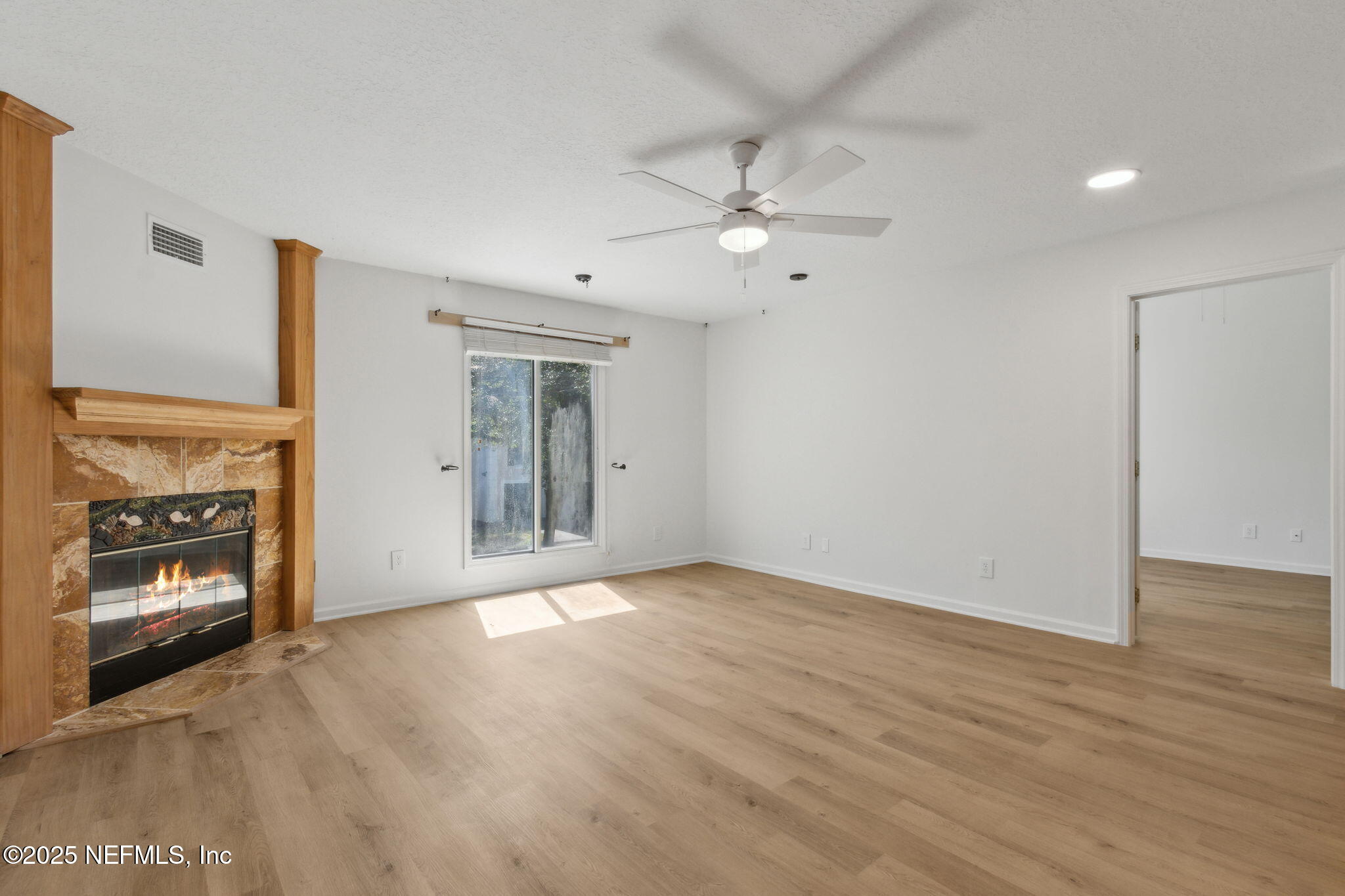 Condominium in Fernandina Beach FL 4746 GULFSTREAM Court 1.jpg