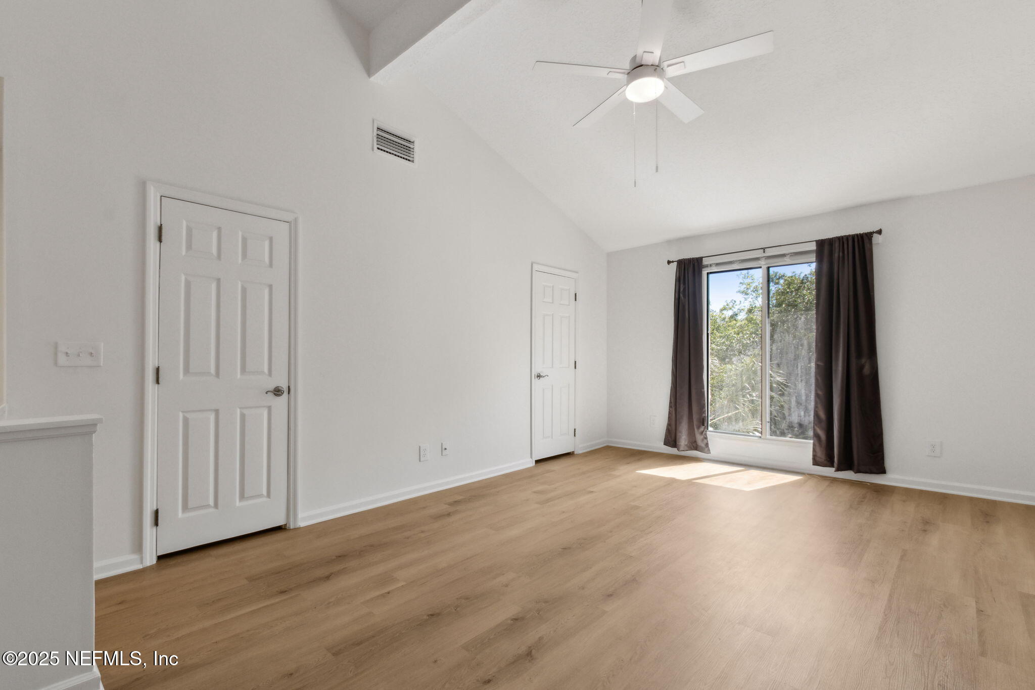 Condominium in Fernandina Beach FL 4746 GULFSTREAM Court 27.jpg