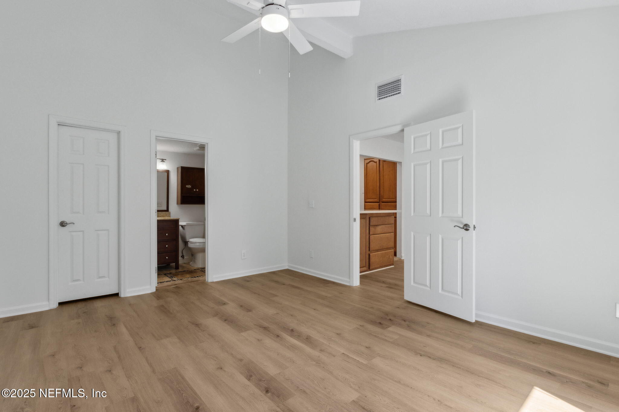 Condominium in Fernandina Beach FL 4746 GULFSTREAM Court 3.jpg
