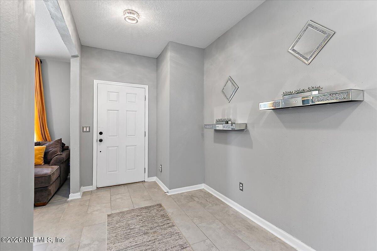 10400 Addison Lake Dr, Jacksonville, FL 32257 photo
