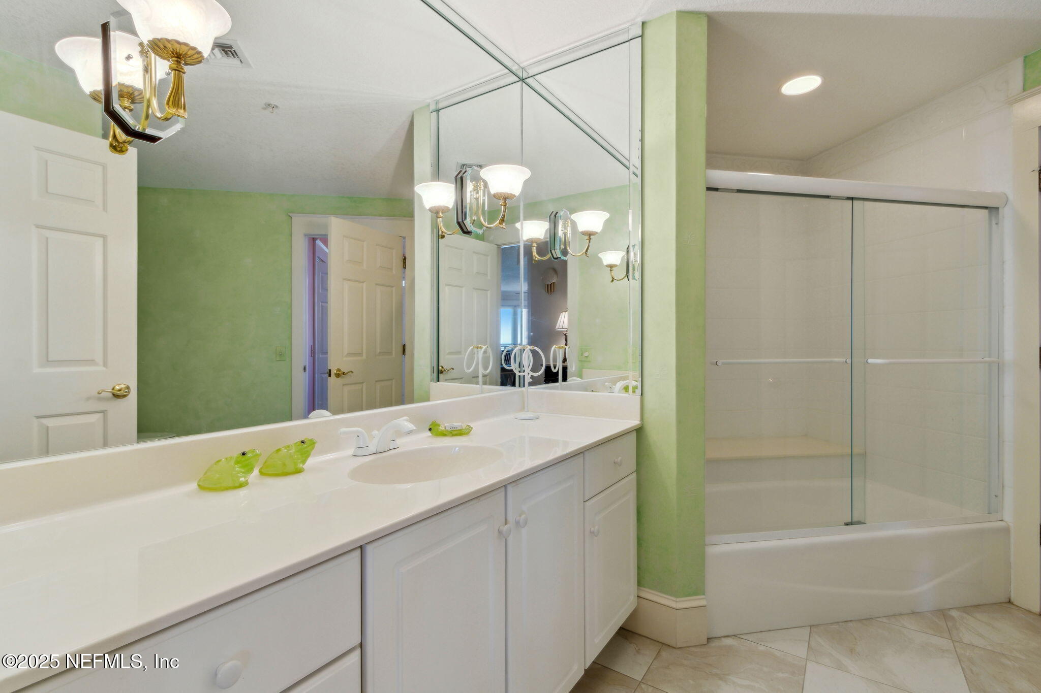 Condominium in Fernandina Beach FL 457 BEACHSIDE Place #457 24.jpg