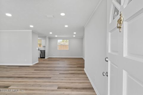 Single Family Residence in Jacksonville FL 5534 SHERI Lane 2.jpg