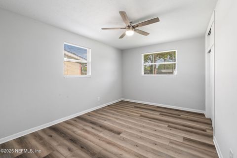 Single Family Residence in Jacksonville FL 5534 SHERI Lane 16.jpg