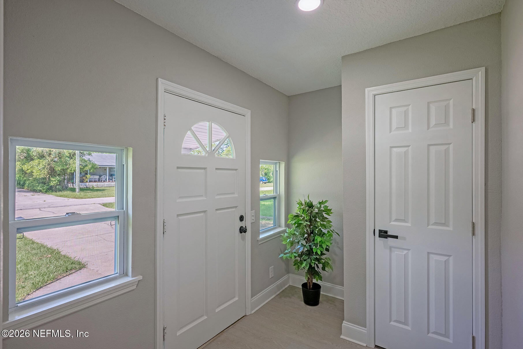 455 Laurina St, Jacksonville, FL 32216 photo