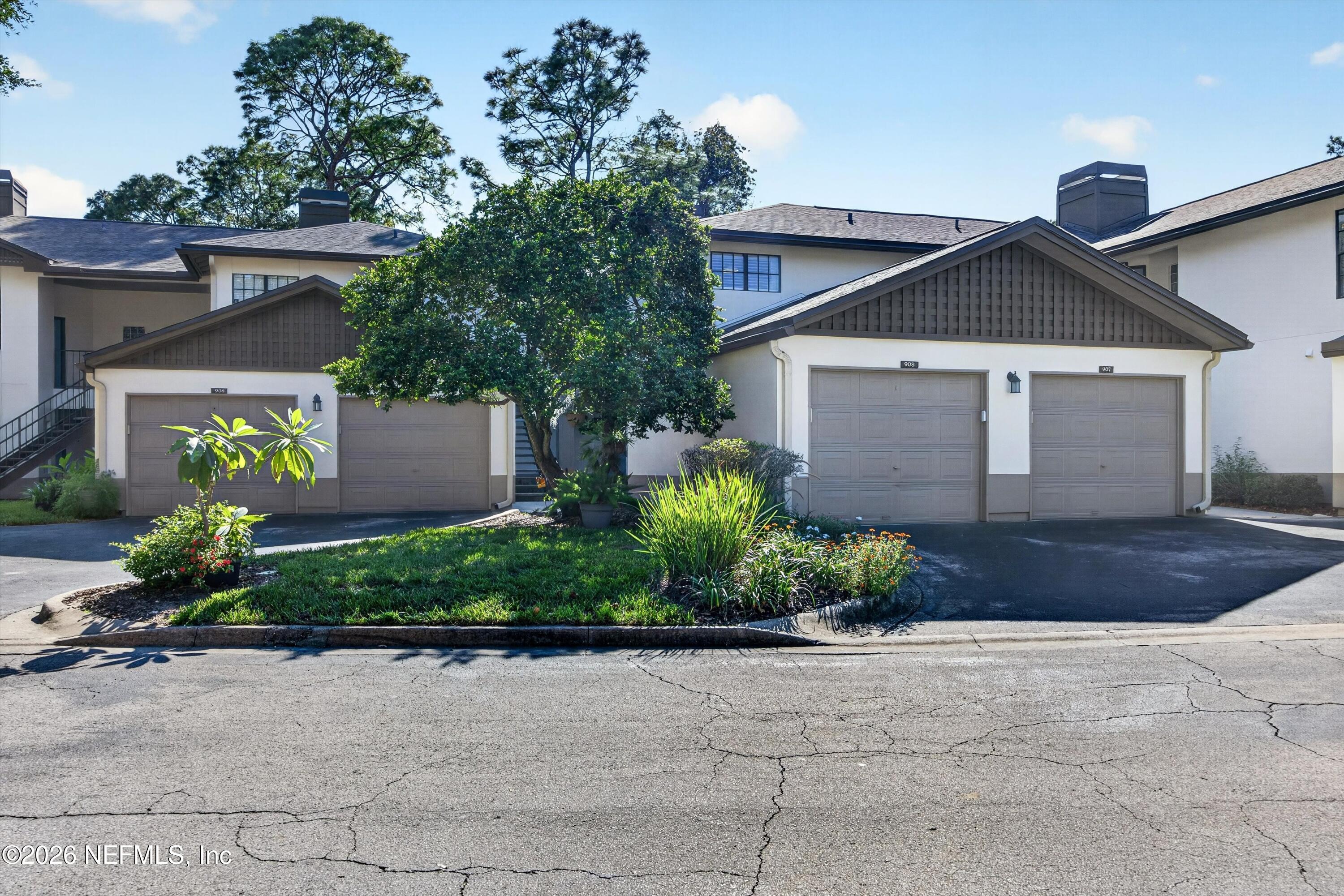 10150 Belle Rive Blvd, Jacksonville, FL 32256